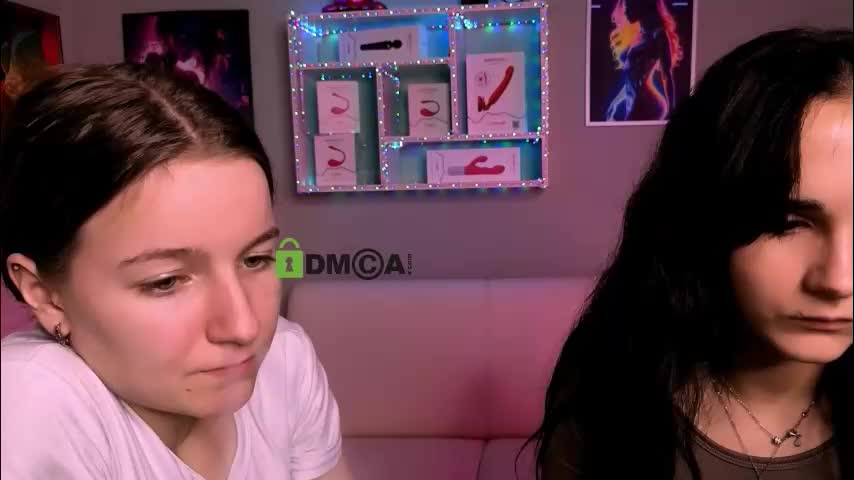 ariana_ross7 Cam Model Chat December 2, 2025