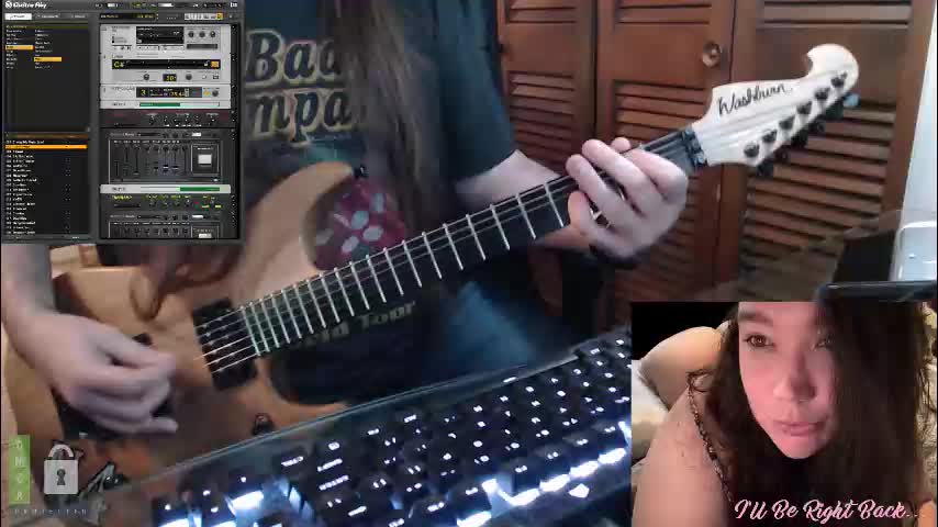 livewifecambjs Cam Model Chat December 2, 2025