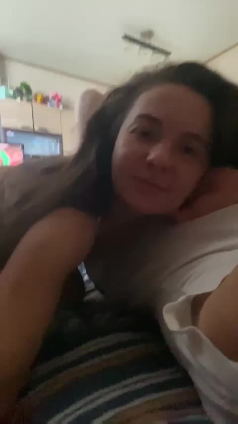 HelgaLeo Cam Model Chat December 3, 2025