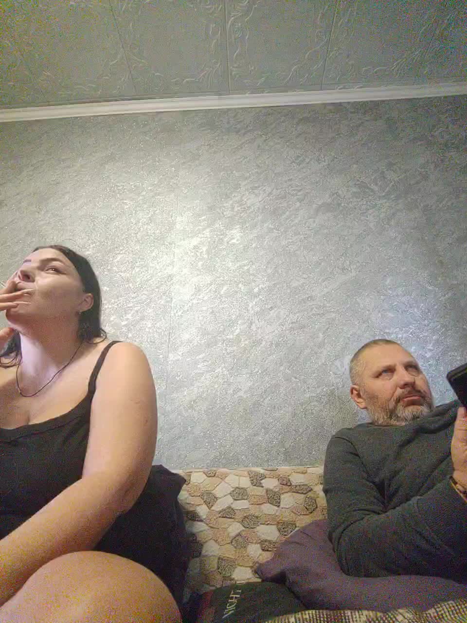 Cleopatra1990 Cam Model Chat December 3, 2025