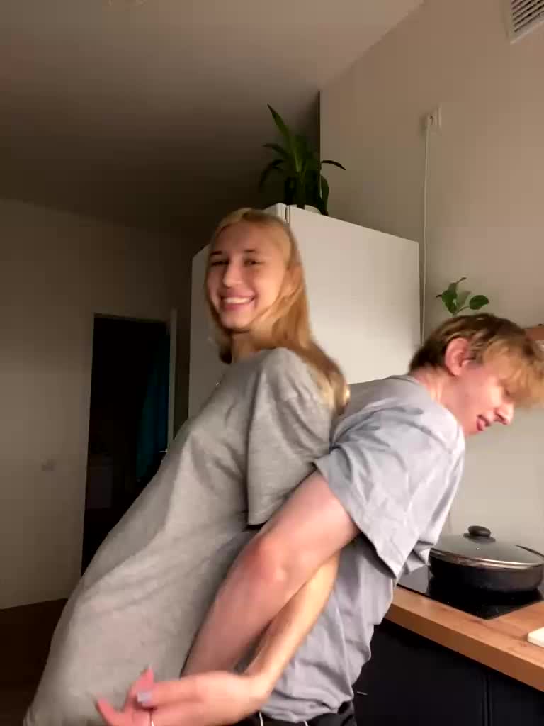 lina_wap Cam Model Chat December 3, 2025