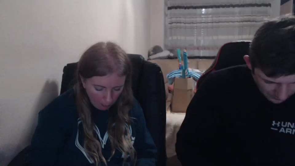 jenisandpeter Cam Model Chat December 3, 2025