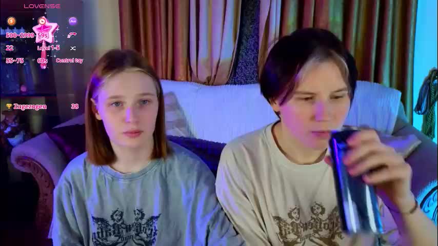 berry_assortment Cam Model Chat December 3, 2025