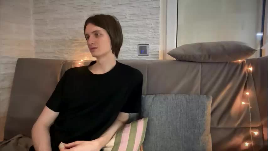 amandatalk Cam Model Chat December 3, 2025