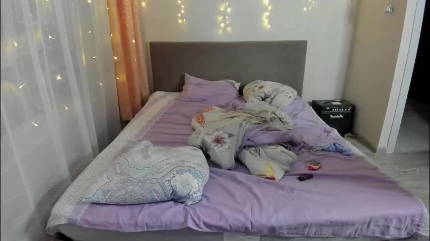 sosaguillypleasure Cam Model Chat December 3, 2025