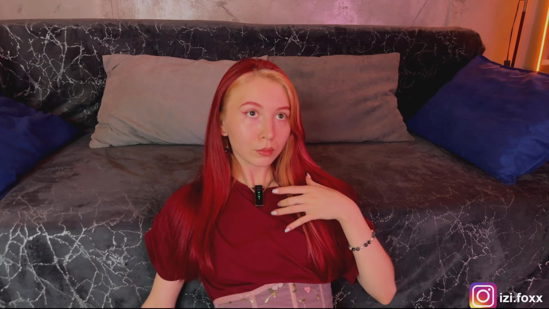 Na-izi Cam Model Chat December 3, 2025