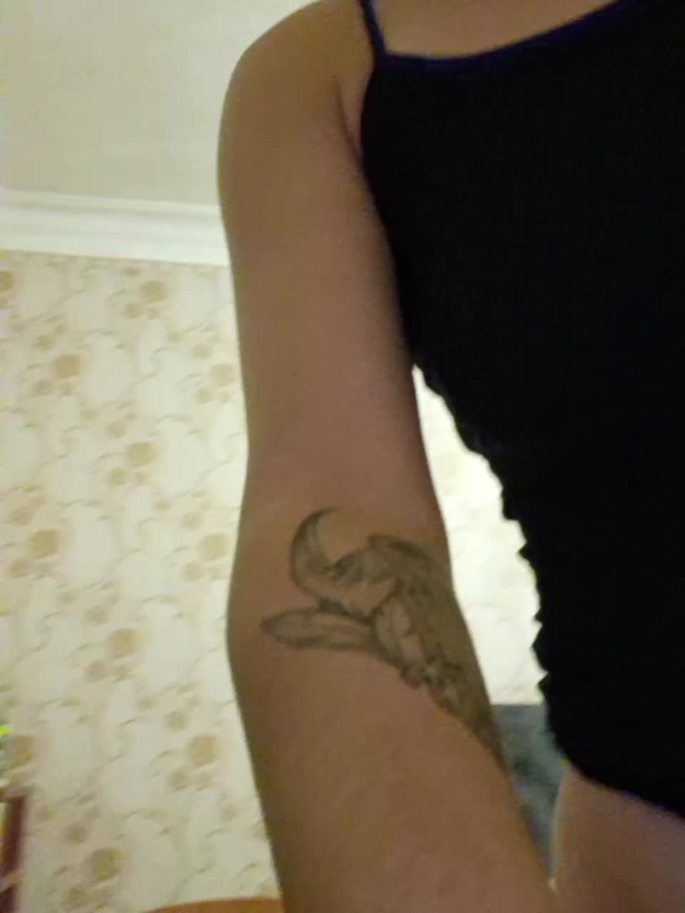 Love_Crew Cam Model Chat December 4, 2025