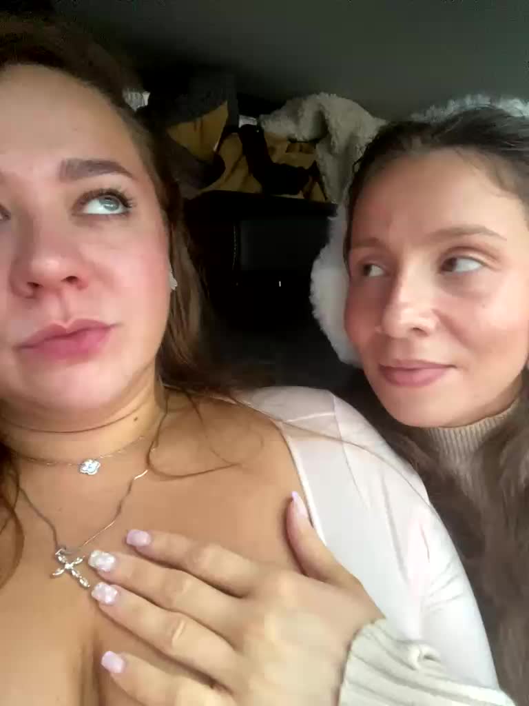 Bonne-Aurore Cam Model Chat December 4, 2025