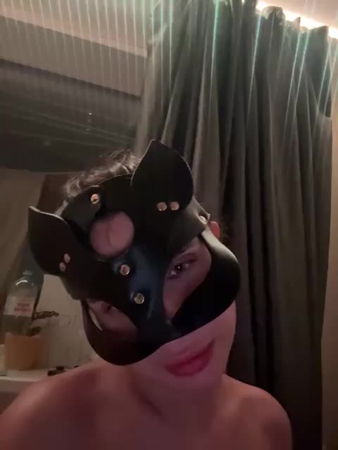 SashaXXXtasy Cam Model Chat December 4, 2025