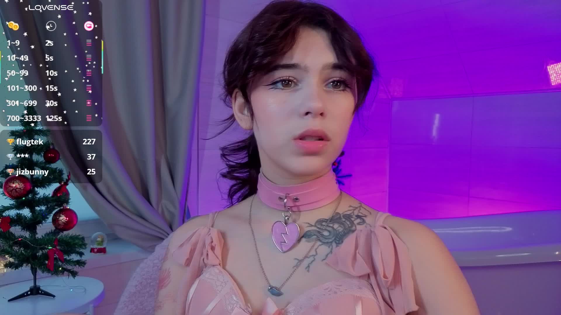 CoralineJones Cam Model Chat December 4, 2025