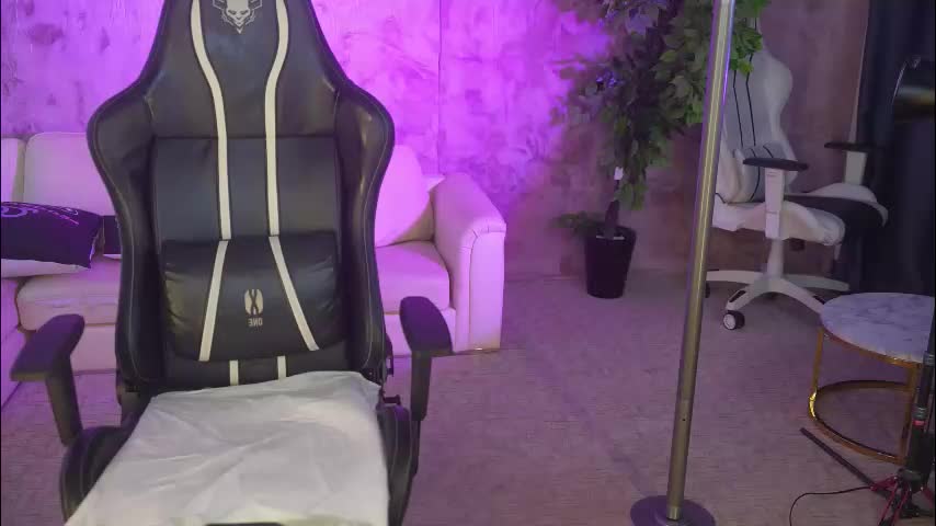 anabel054 Cam Model Chat December 4, 2025