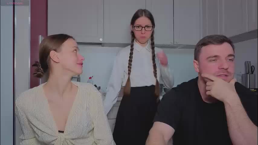 ihavepaws33 Cam Model Chat December 4, 2025