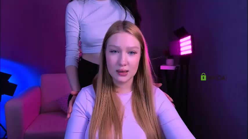 playful_sophie Cam Model Chat December 4, 2025