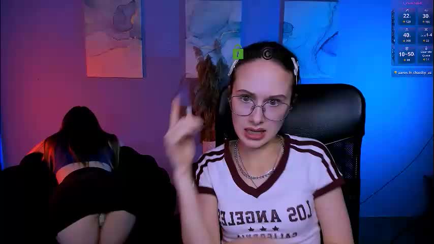 mona_cloud Cam Model Chat December 4, 2025