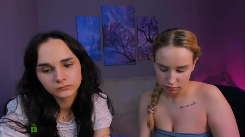 ariana_ross7 Cam Model Chat December 4, 2025