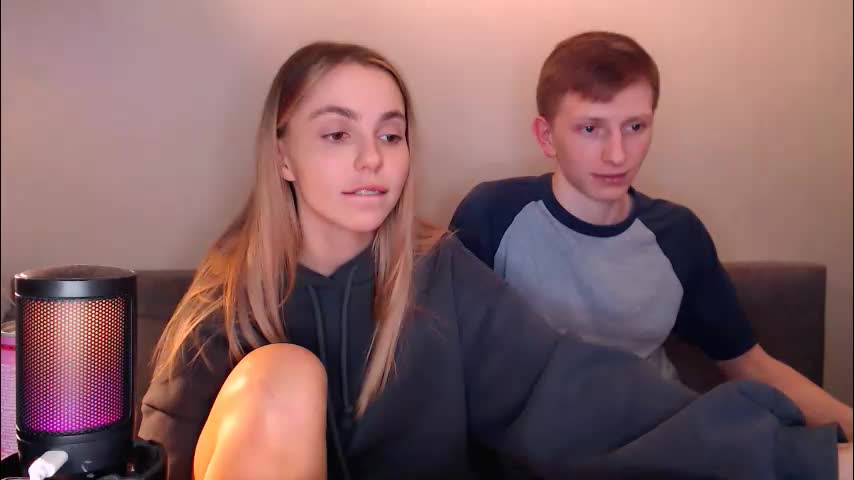 julsweet Cam Model Chat December 4, 2025