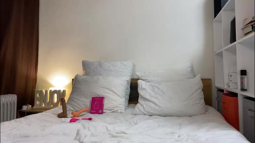 annetmoroz Cam Model Chat December 5, 2025