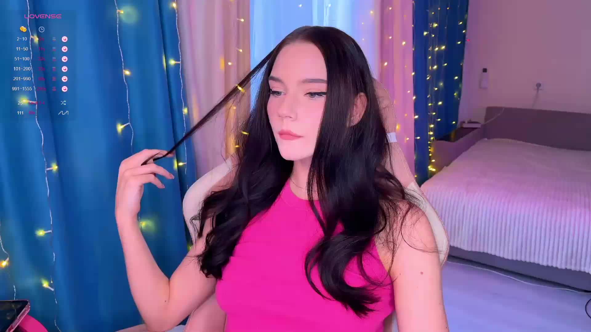 -Violetta- Cam Model Chat December 5, 2025