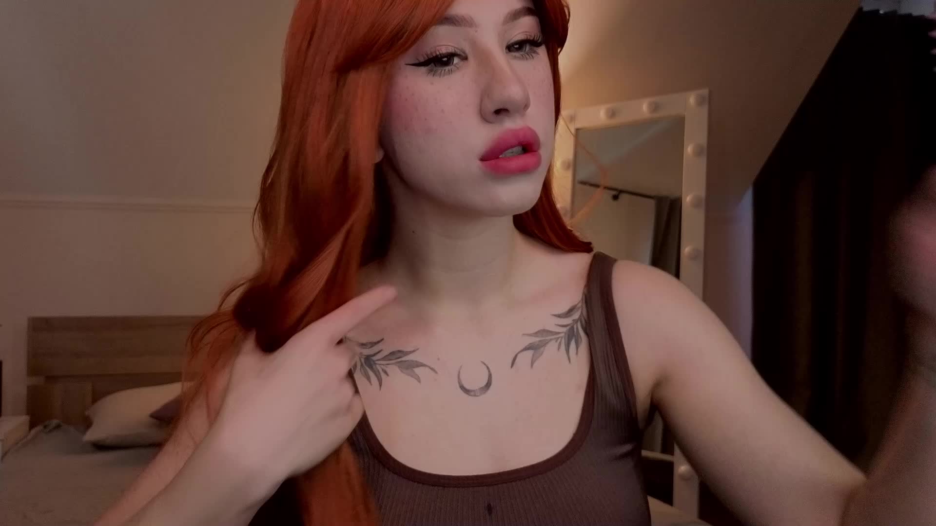 Necucubi Cam Model Chat December 5, 2025