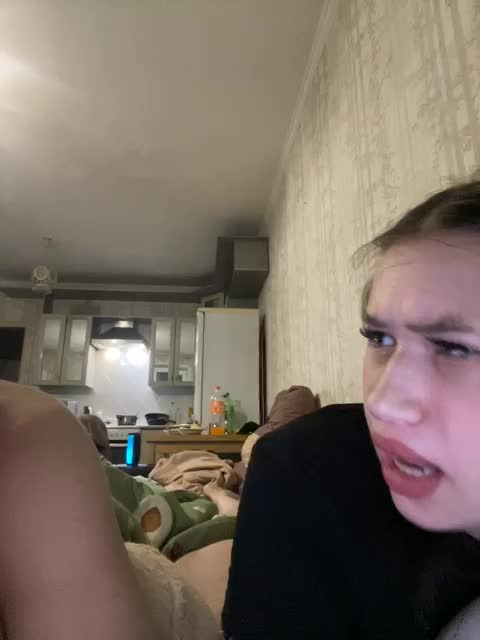 _Pupuni_ Cam Model Chat December 6, 2025