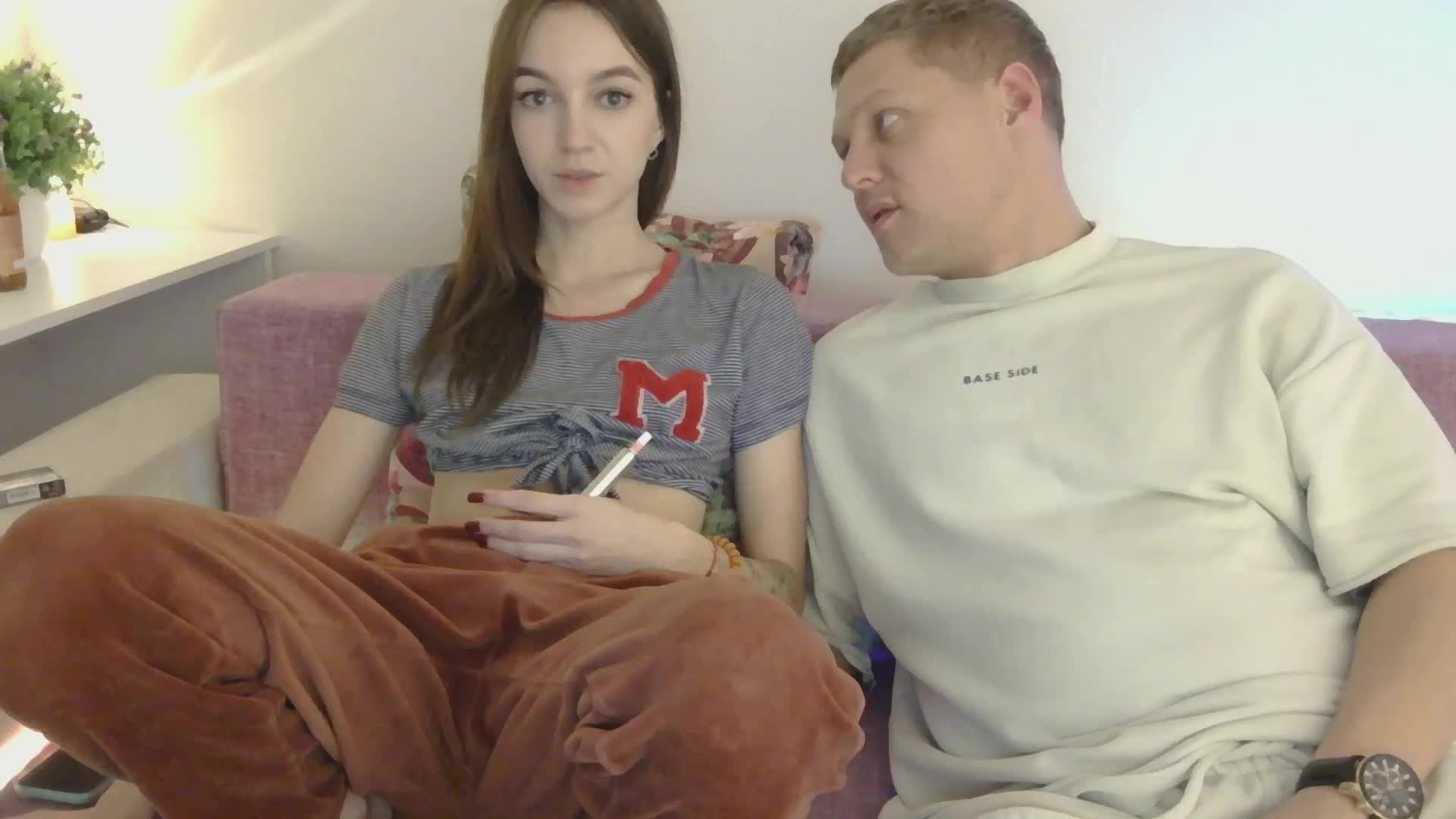 NotSoSweetDasha Cam Model Chat December 7, 2025