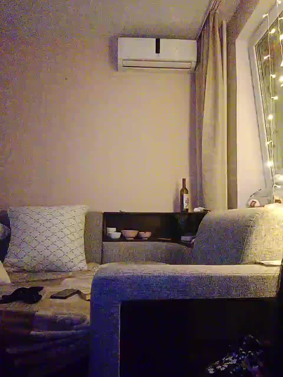 Lubov95 Cam Model Chat December 7, 2025