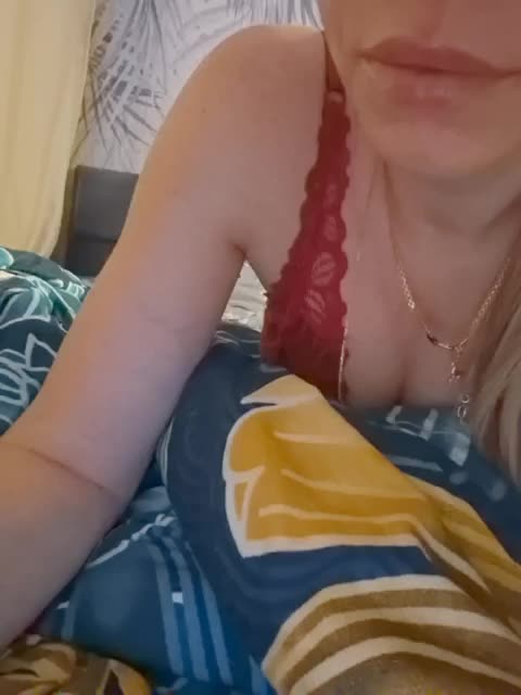 SeregaLia Cam Model Chat December 7, 2025