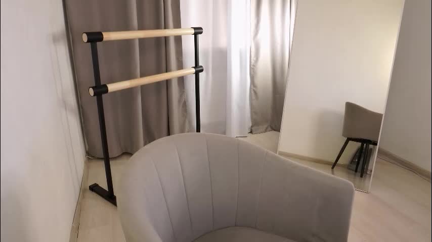 fiamoor Cam Model Chat December 7, 2025