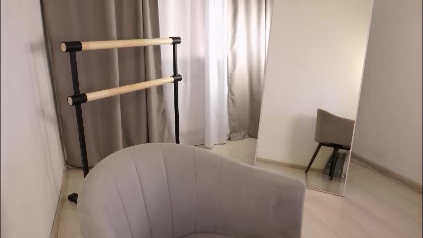 fiamoor Cam Model Chat December 7, 2025