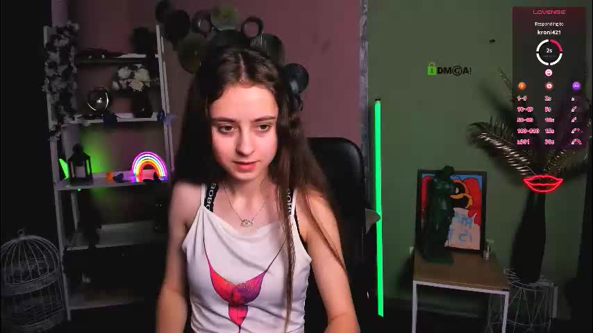 rebecca_smile_ Cam Model Chat December 7, 2025