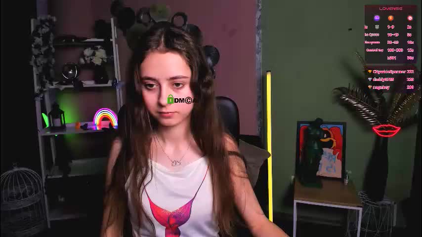 rebecca_smile_ Cam Model Chat December 7, 2025