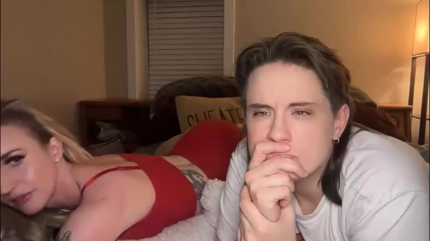 officiallyonlytams Cam Model Chat December 7, 2025