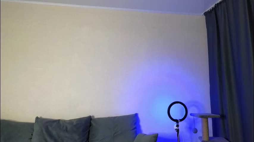 cute_junk Cam Model Chat December 7, 2025