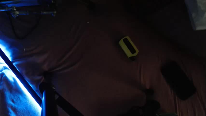 latex2003 Cam Model Chat December 7, 2025