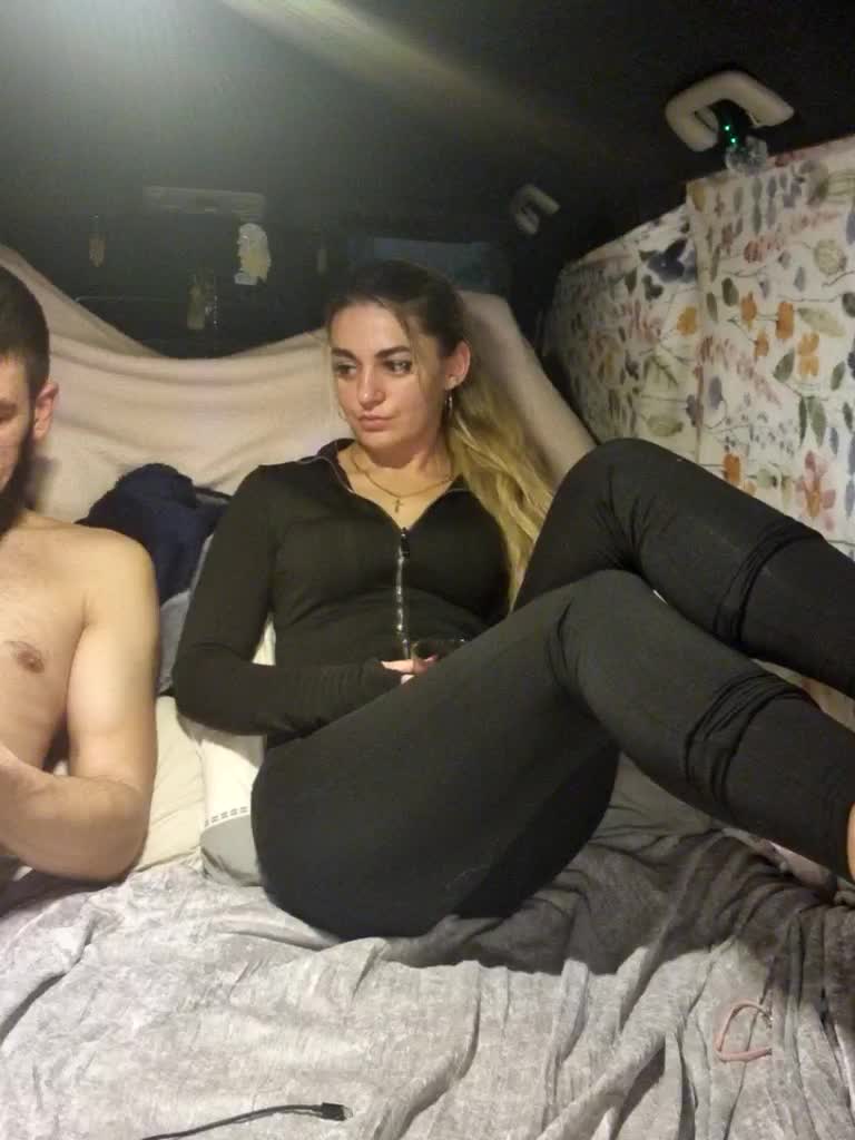 SweetCoople Cam Model Chat December 8, 2025