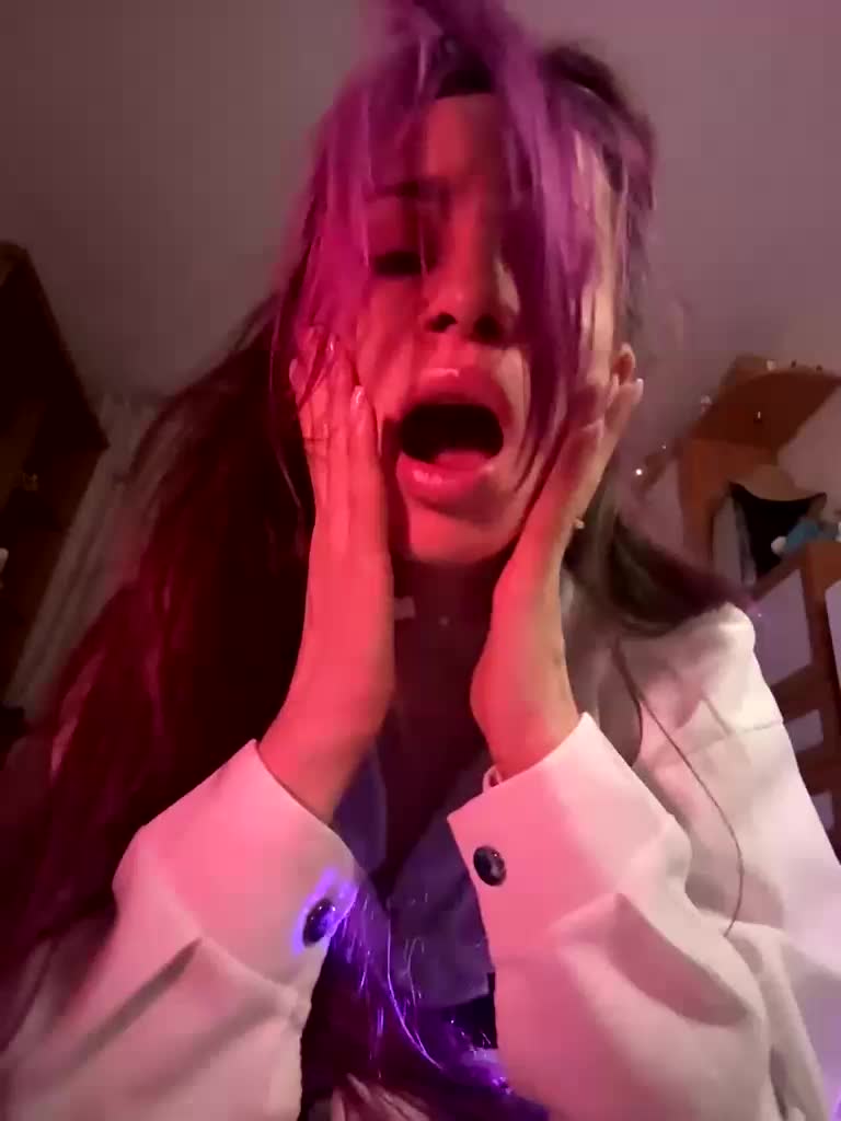 VIP17CoupleDream Cam Model Chat December 8, 2025