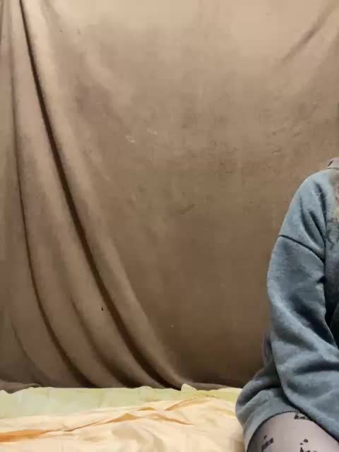 zaebokroom999 Cam Model Chat December 8, 2025