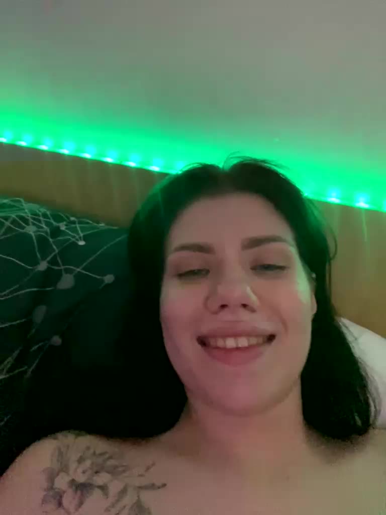 Sex_in_Wonderland Cam Model Chat December 8, 2025