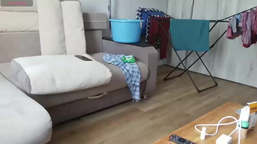 Milaa1998 Cam Model Chat December 8, 2025