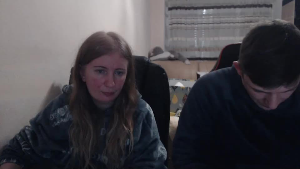 jenisandpeter Cam Model Chat December 8, 2025