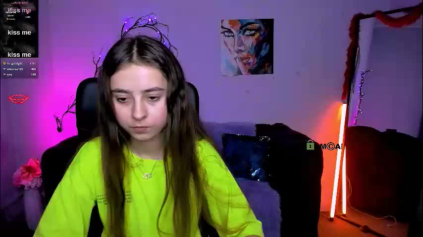 rebecca_smile_ Cam Model Chat December 8, 2025