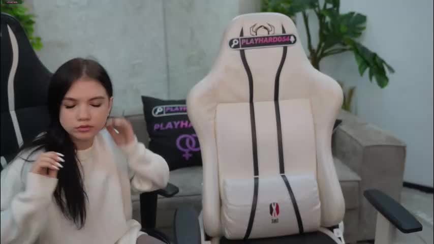 anabel2054 Cam Model Chat December 8, 2025