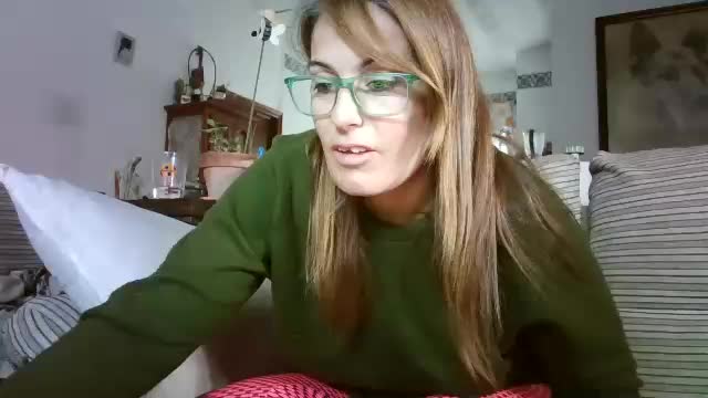 lolahueso Cam Model Chat December 8, 2025