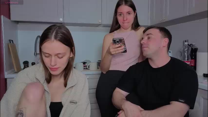 ihavepaws33 Cam Model Chat December 8, 2025