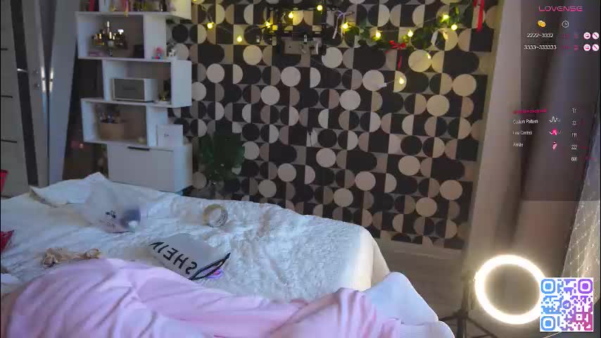 charming_daisy Cam Model Chat December 8, 2025