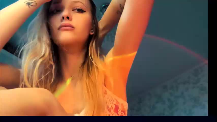 darlingdarinka Cam Model Chat December 8, 2025