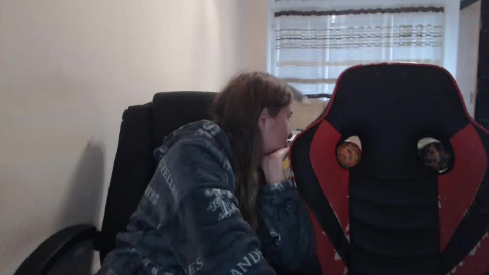 jenisandpeter Cam Model Chat December 8, 2025