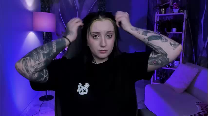 asheluck Cam Model Chat December 8, 2025