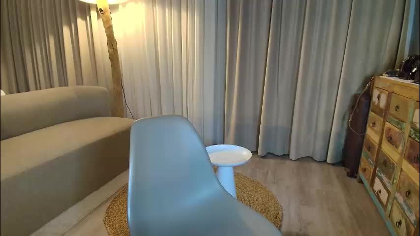 shayblonde Cam Model Chat December 8, 2025