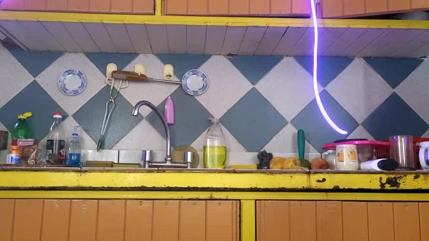 Jony_Marta Cam Model Chat December 8, 2025